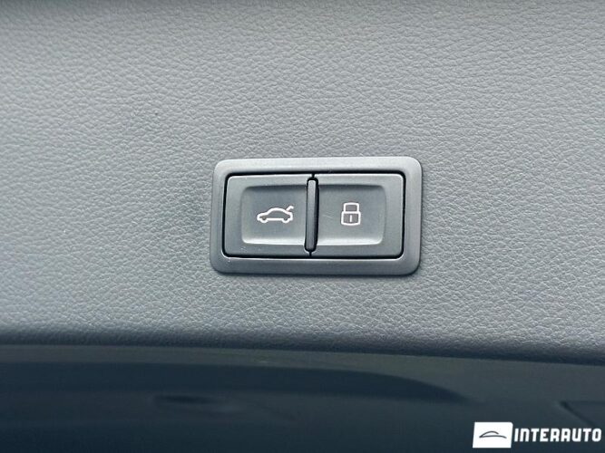 Audi A6 64 interauto-car