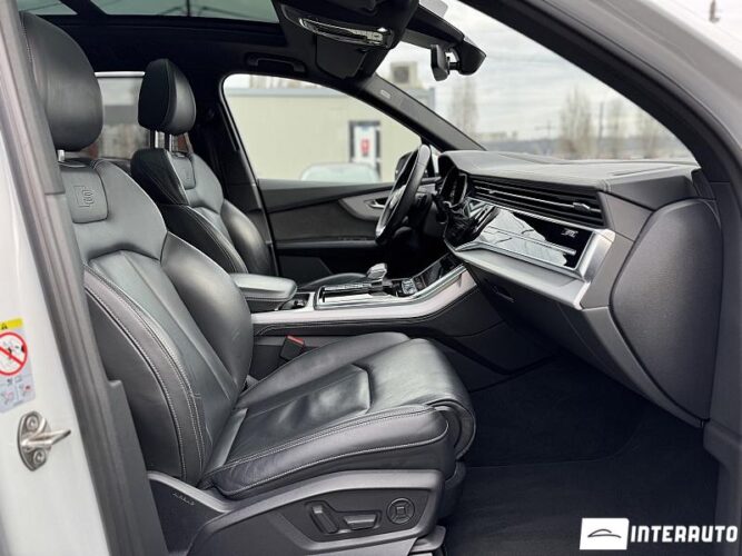 Audi Q7 59 interauto-car