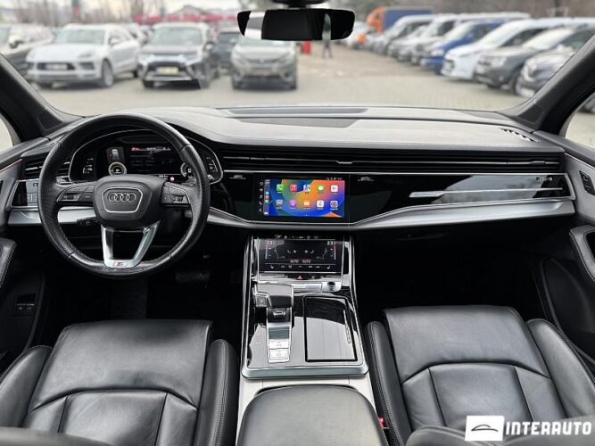Audi Q7 55 interauto-car