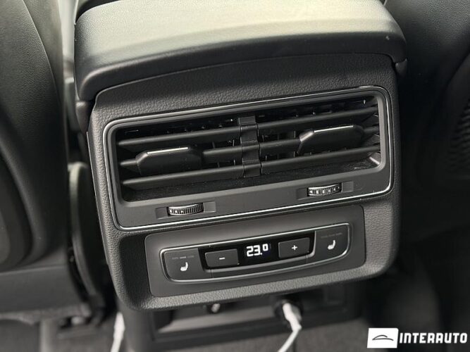 Audi Q7 57 interauto-car