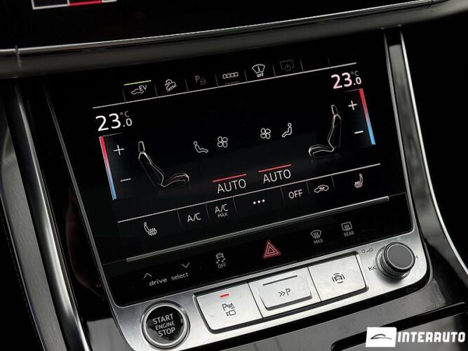 Audi Q7 53 interauto-car