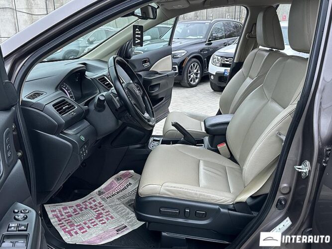 Honda CR-V 42 interauto-car