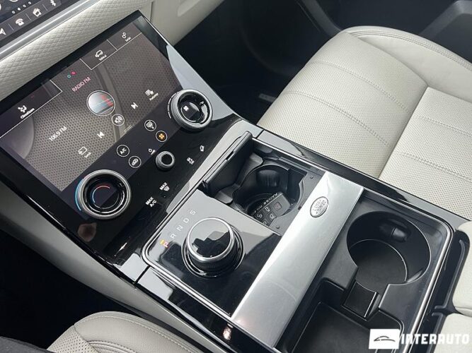 Land Rover Range Rover Velar 52 interauto-car