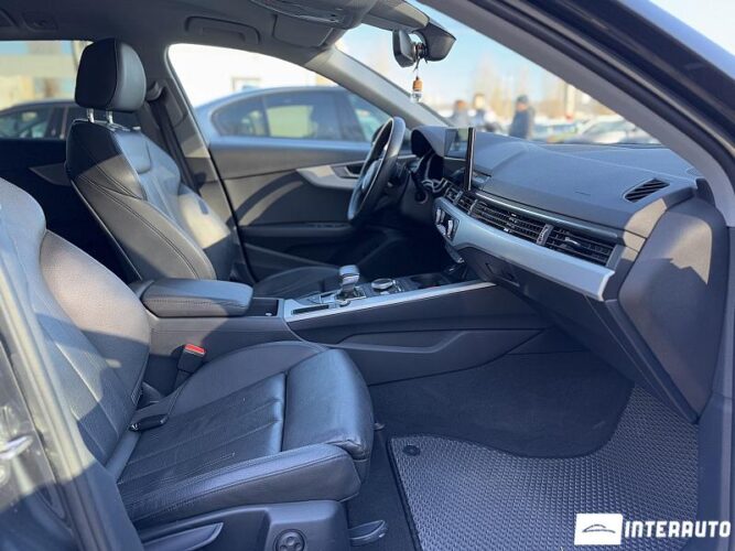 Audi A4 51 interauto-car