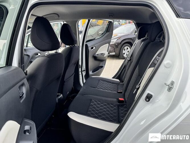 Nissan Micra 44 interauto-car