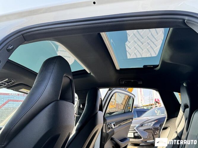 Porsche Panamera 52 interauto-car