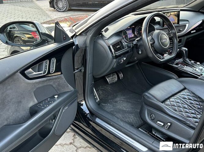Audi A7 38 interauto-car