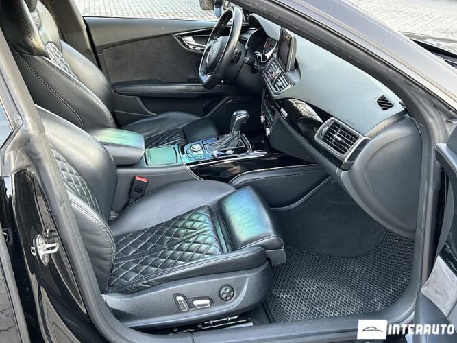 Audi A7 48 interauto-car