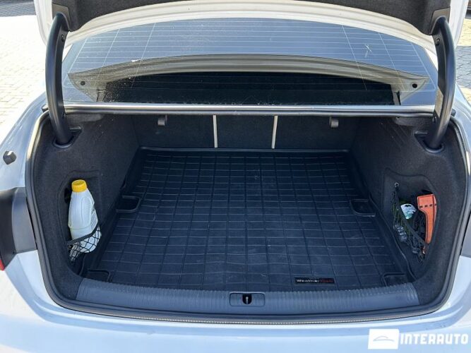 Audi A4 53 interauto-car