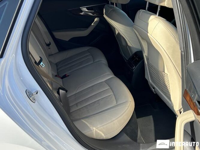 Audi A4 52 interauto-car