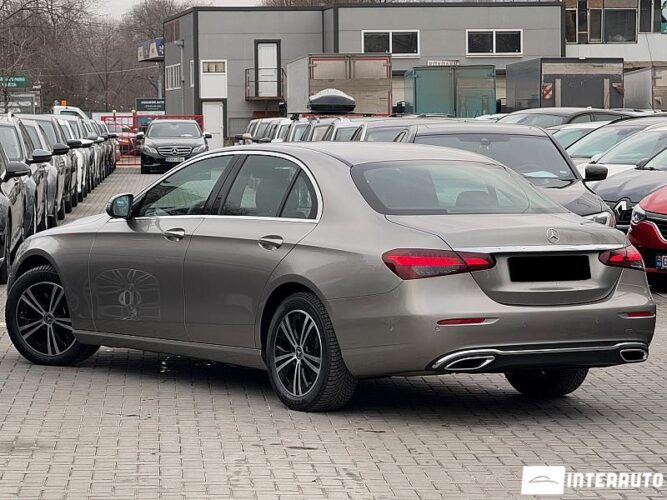 Mercedes E 200 32 interauto-car