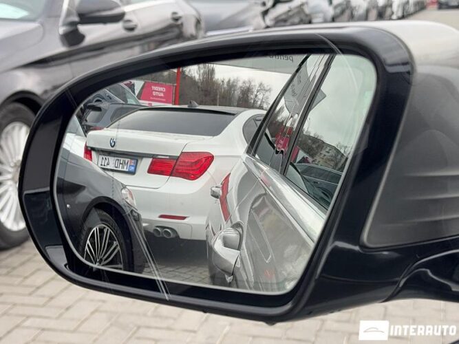 Mercedes E 200 44 interauto-car