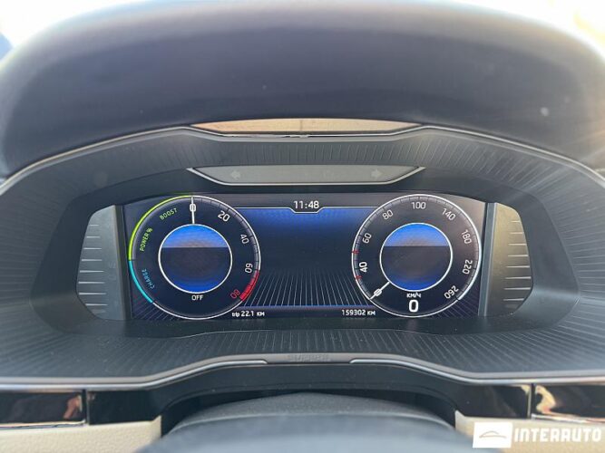 Skoda Superb 42 interauto-car