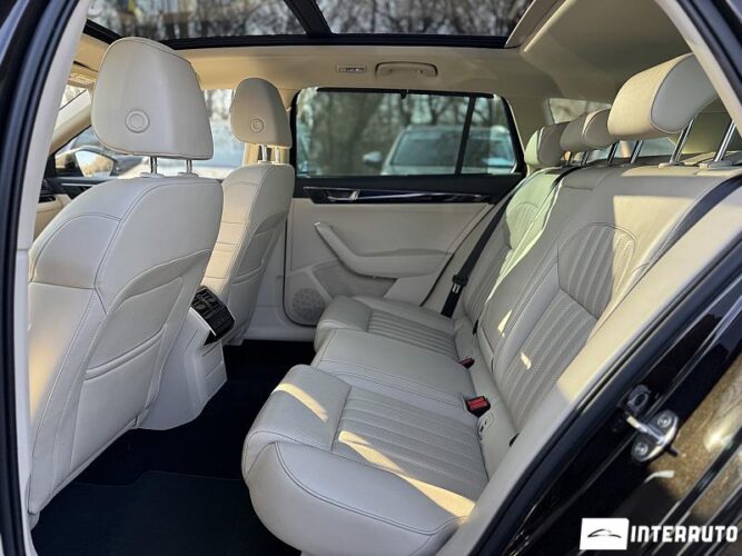 Skoda Superb 48 interauto-car