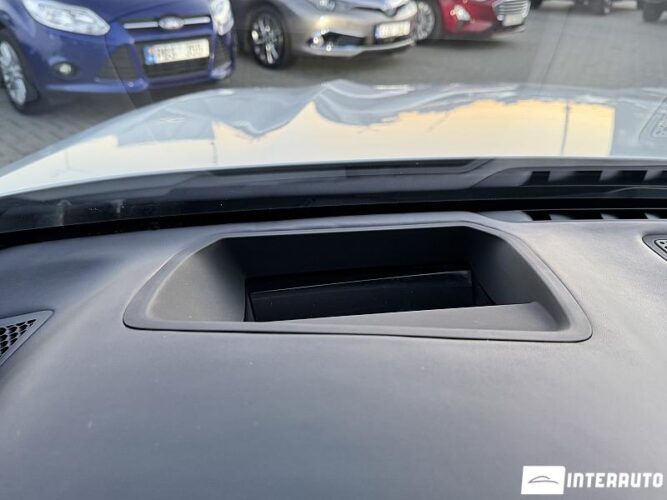 BMW 740e 48 interauto-car