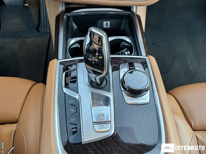 BMW 740e 54 interauto-car