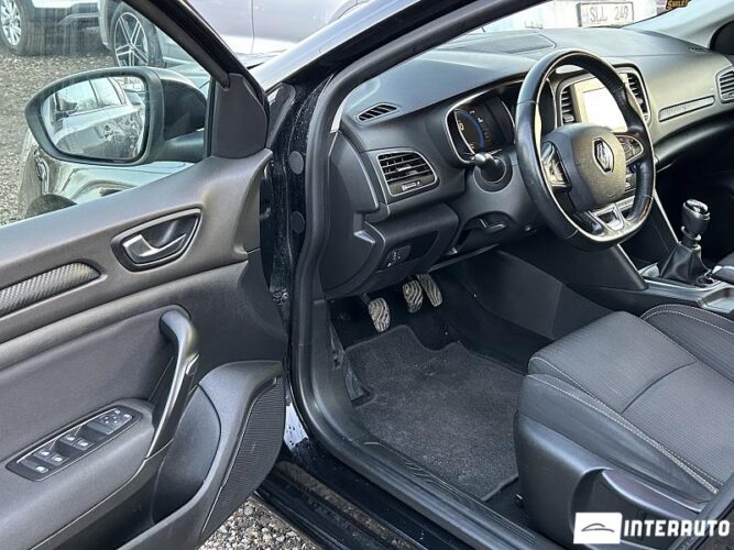 Renault Megane 33 interauto-car