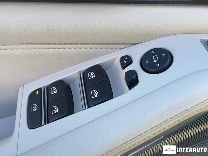 BMW X5 4.5e 52 interauto-car