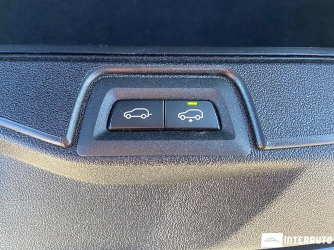 BMW X5 4.5e 57 interauto-car