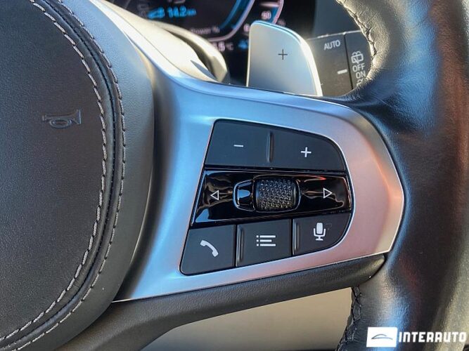 BMW X5 4.5e 44 interauto-car