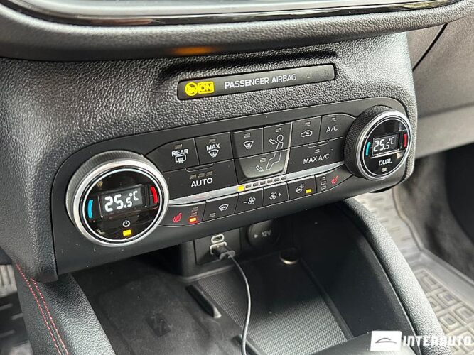 Ford Kuga 54 interauto-car