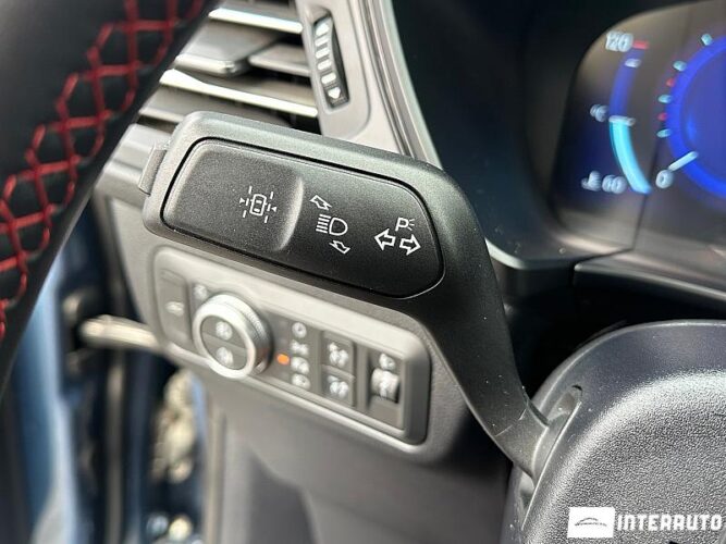 Ford Kuga 55 interauto-car