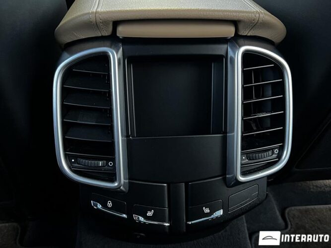 Porsche Cayenne S Hybrid 54 interauto-car