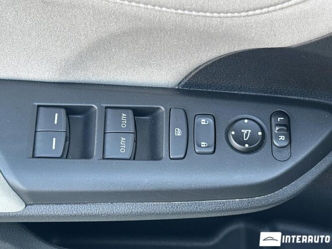 Honda Insight 46 interauto-car