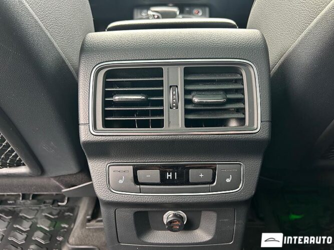 Audi Q5 58 interauto-car