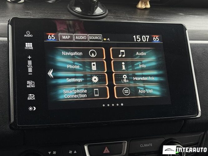 Honda Clarity 44 interauto-car