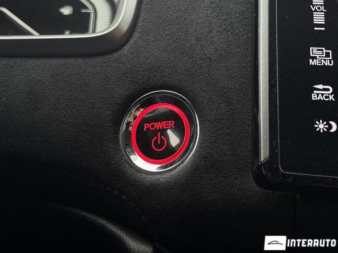 Honda Clarity 56 interauto-car