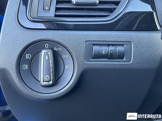 Skoda Rapid 38 interauto-car