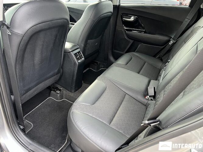 Kia Niro 50 interauto-car