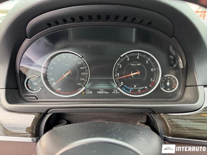 BMW 528 34 interauto-car