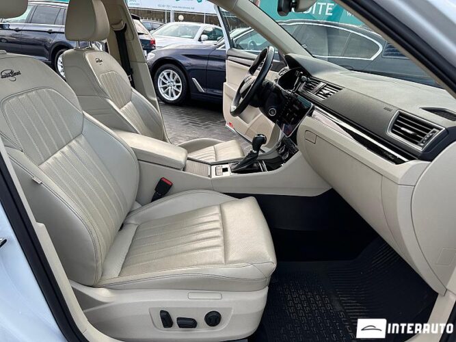 Skoda Superb 48 interauto-car
