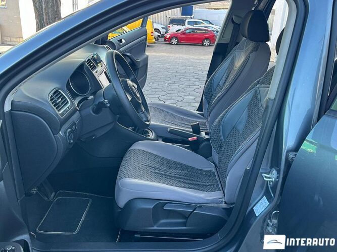 Volkswagen Golf 32 interauto-car