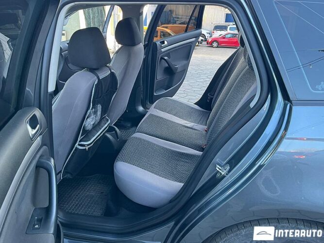 Volkswagen Golf 39 interauto-car