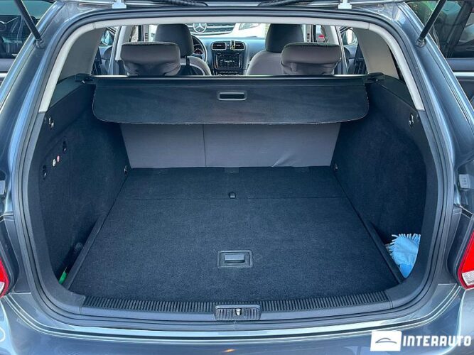 Volkswagen Golf 42 interauto-car