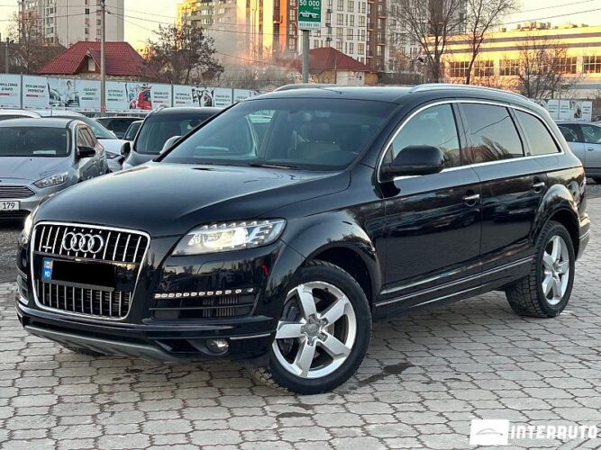 Audi Q7 32 interauto-car