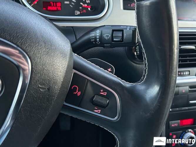 Audi Q7 41 interauto-car