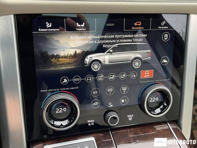 Land Rover Range Rover Vogue 47 interauto-car