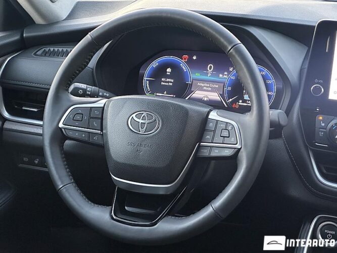 Toyota Highlander 47 interauto-car