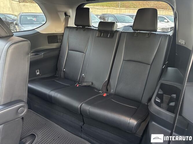 Toyota Highlander 57 interauto-car