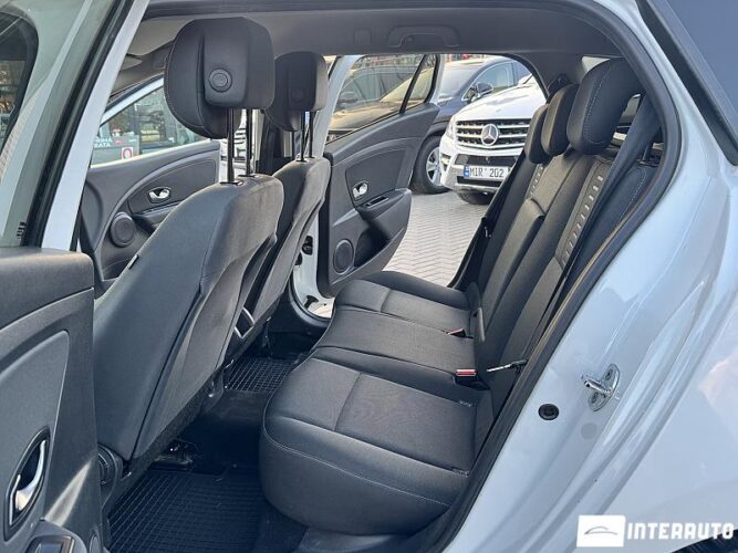 Renault Megane 42 interauto-car