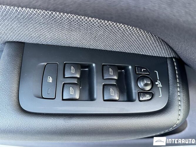 Volvo XC 60 64 interauto-car