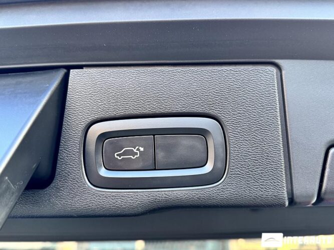 Volvo XC 60 69 interauto-car