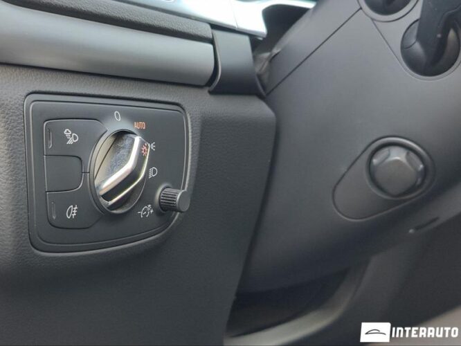 Audi A7 48 interauto-car