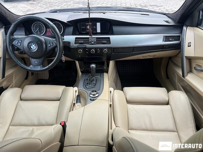 BMW 530 36 interauto-car