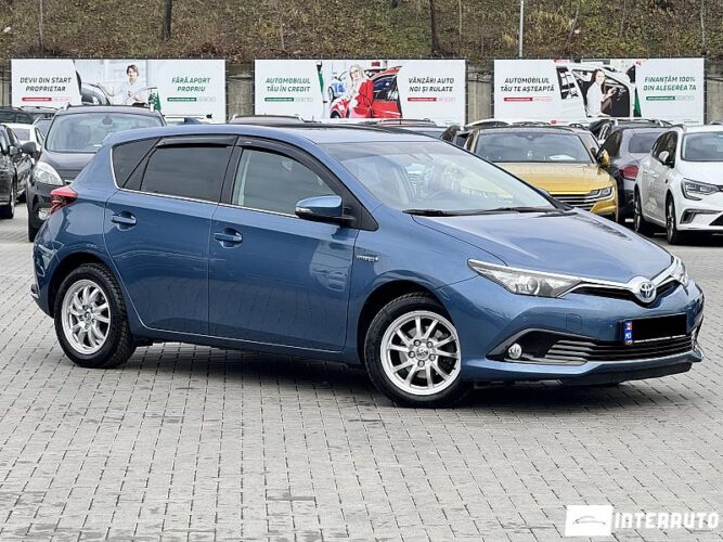 Toyota Auris 2015 doar la InterAuto