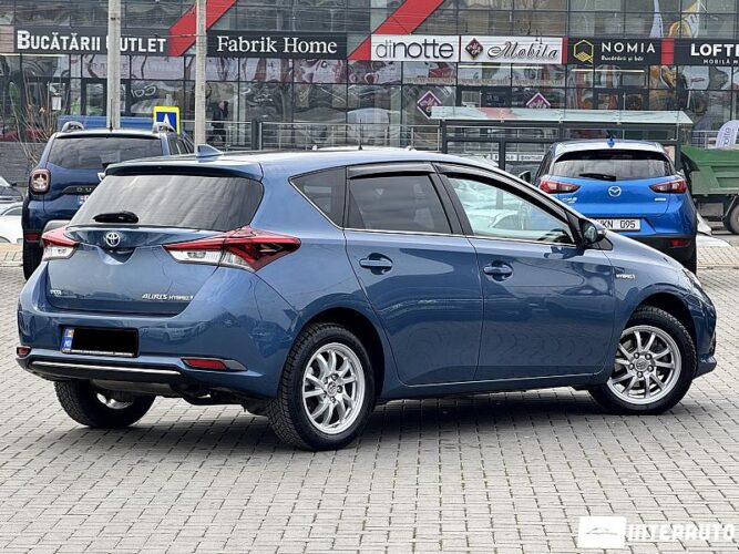 Toyota Auris 37 toyota Auris 2015